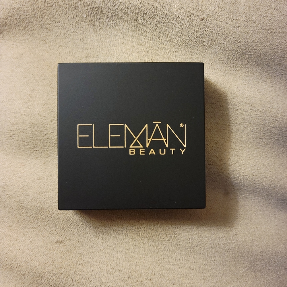 Eleman beauty duo eyeshadow